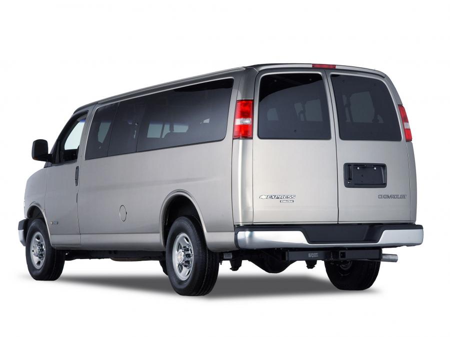  Chevrolet Express 2002 года  (фото 5 из 16)